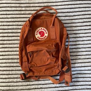 Fjallraven Kanken Mini Backpack